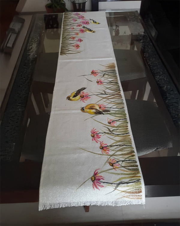 NatureHue Birdsong Bliss Table Runner