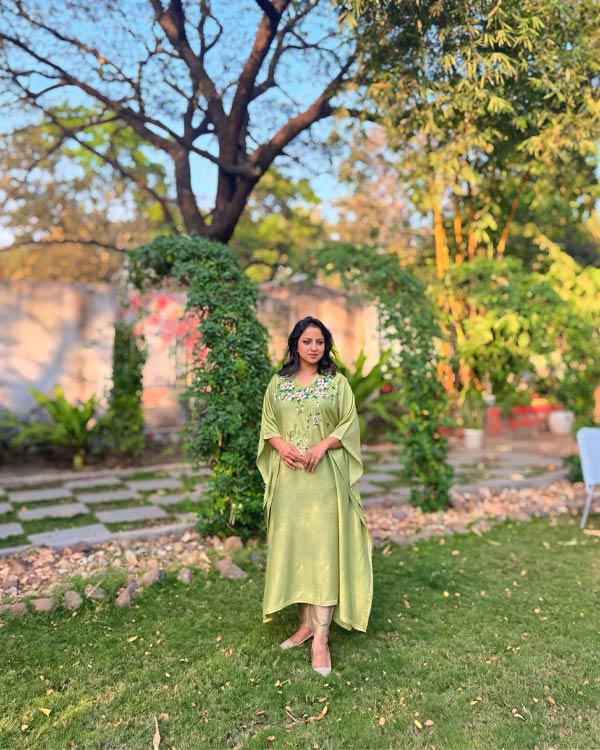 Pista Colored Kaftan