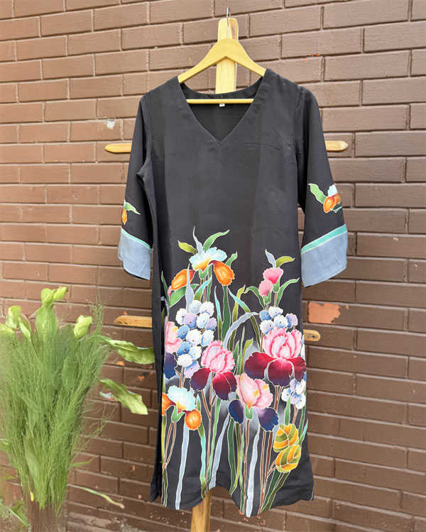 Black Pure Crepesilk Kurti