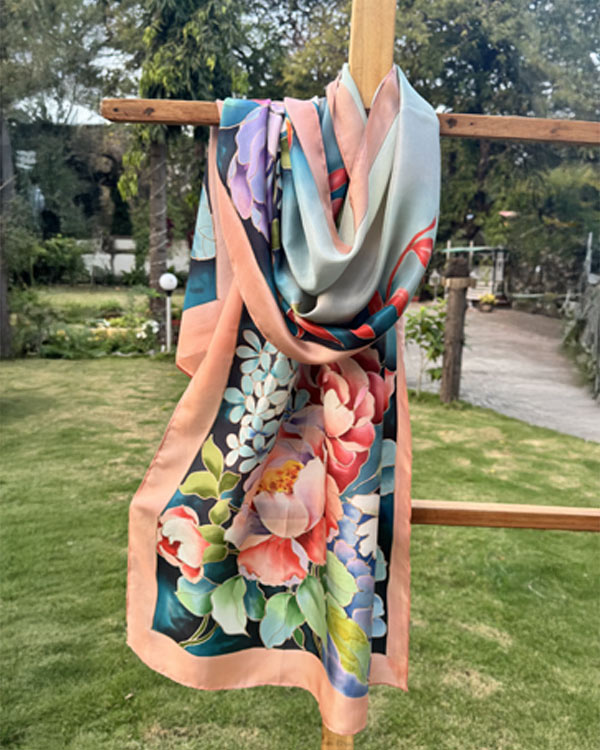 Multi floral sillk stole
