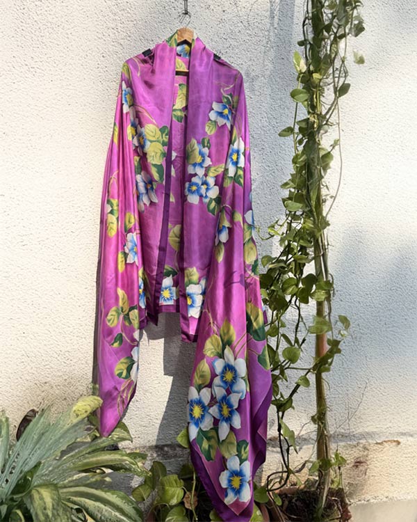 Pure silk fuchia dupatta with white florals