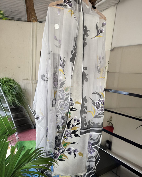 Silk Grey Shirt And Chiffon Dupatta Set